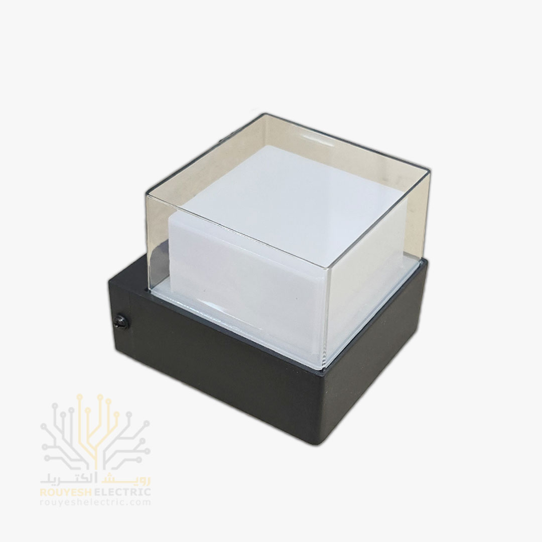 چراغ دیواری دکوراتیو 6 وات برند ایران مهر مدل مکعب یک طرفه کد ایران 21 بدنه مشکی نور یخی